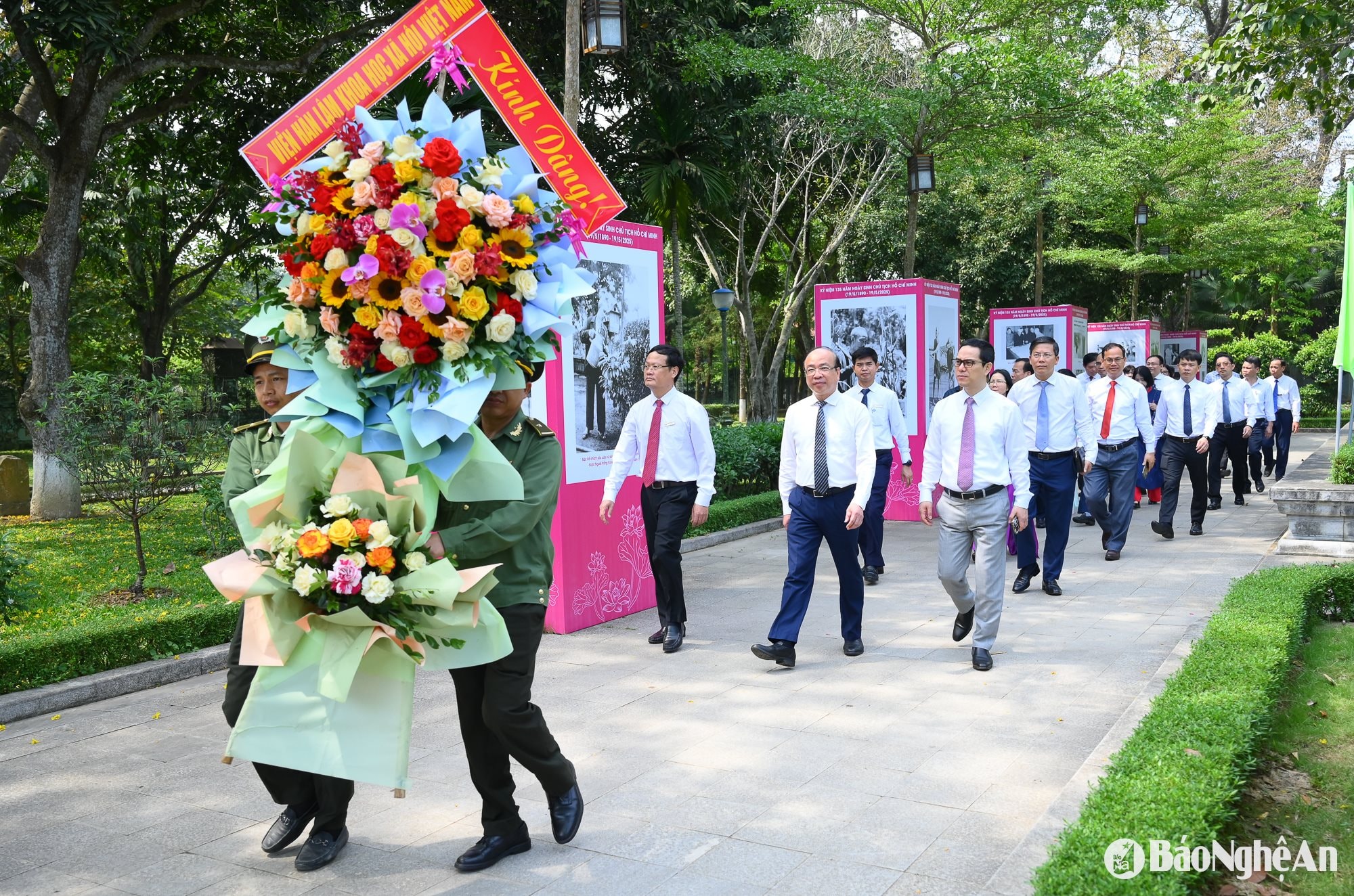 Viện Khoa học-7