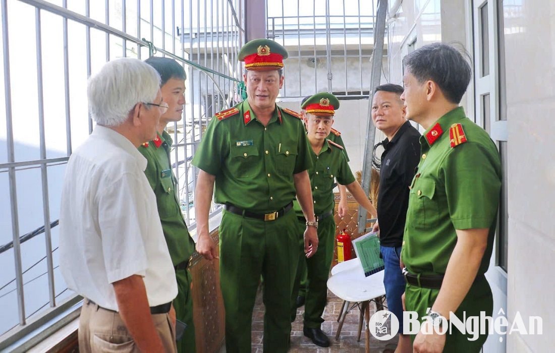 1.ảnh pv