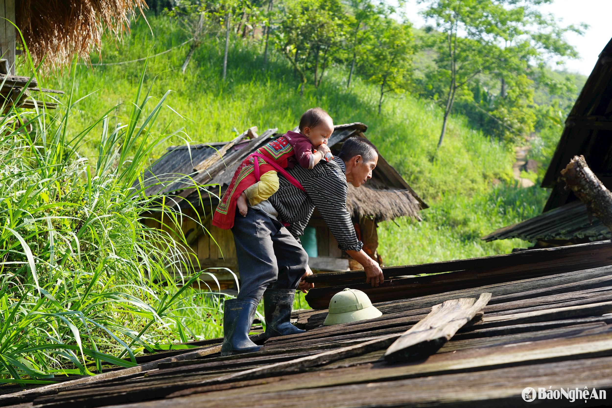giữ ngói