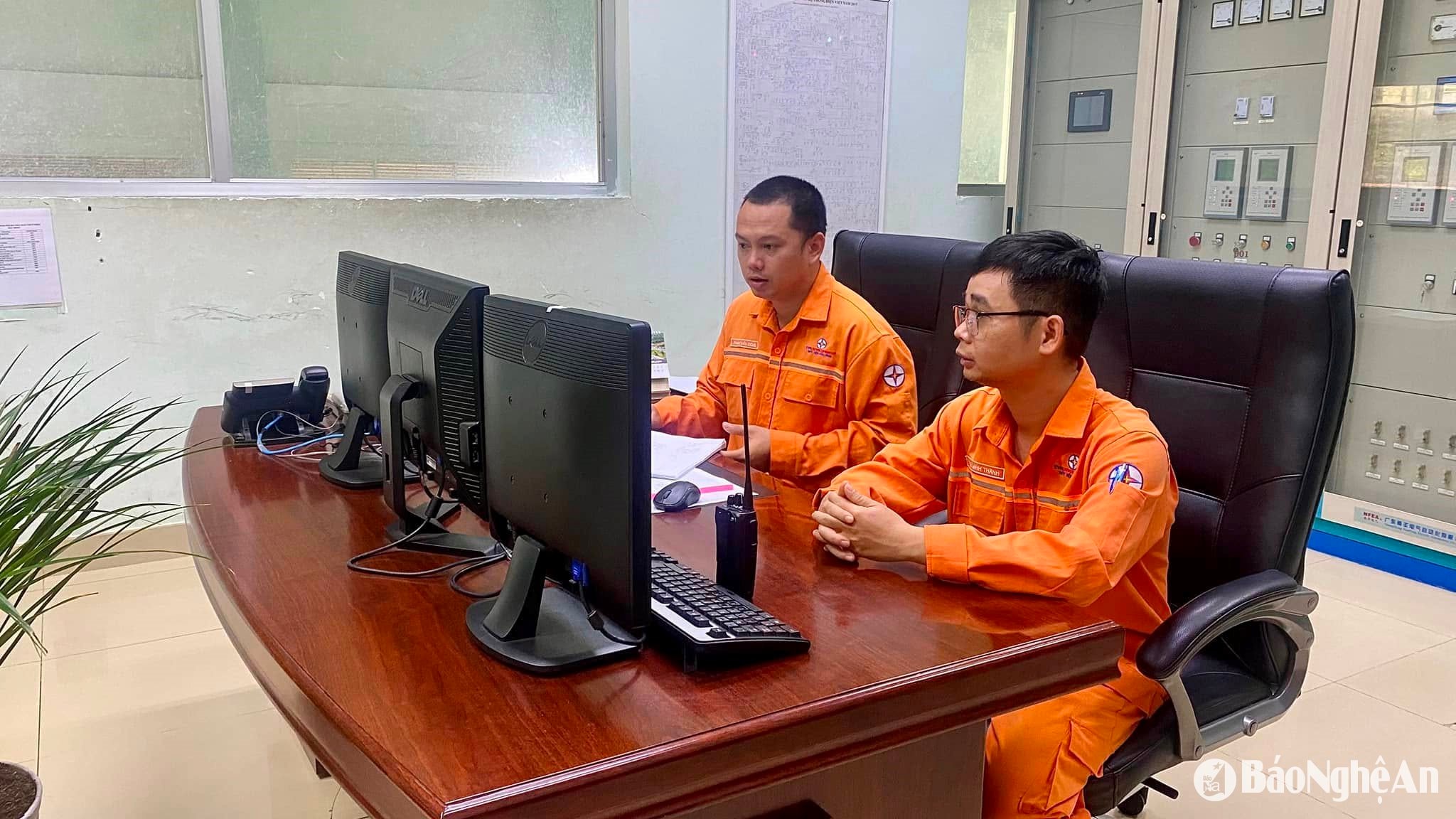 Trực điều hành tại NMTĐ Bắc Bình