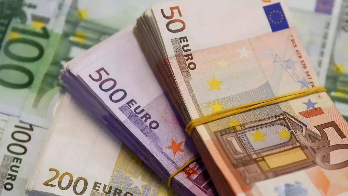 Tỷ giá Euro hôm nay 2/5/2025: Duy trì giảm giá