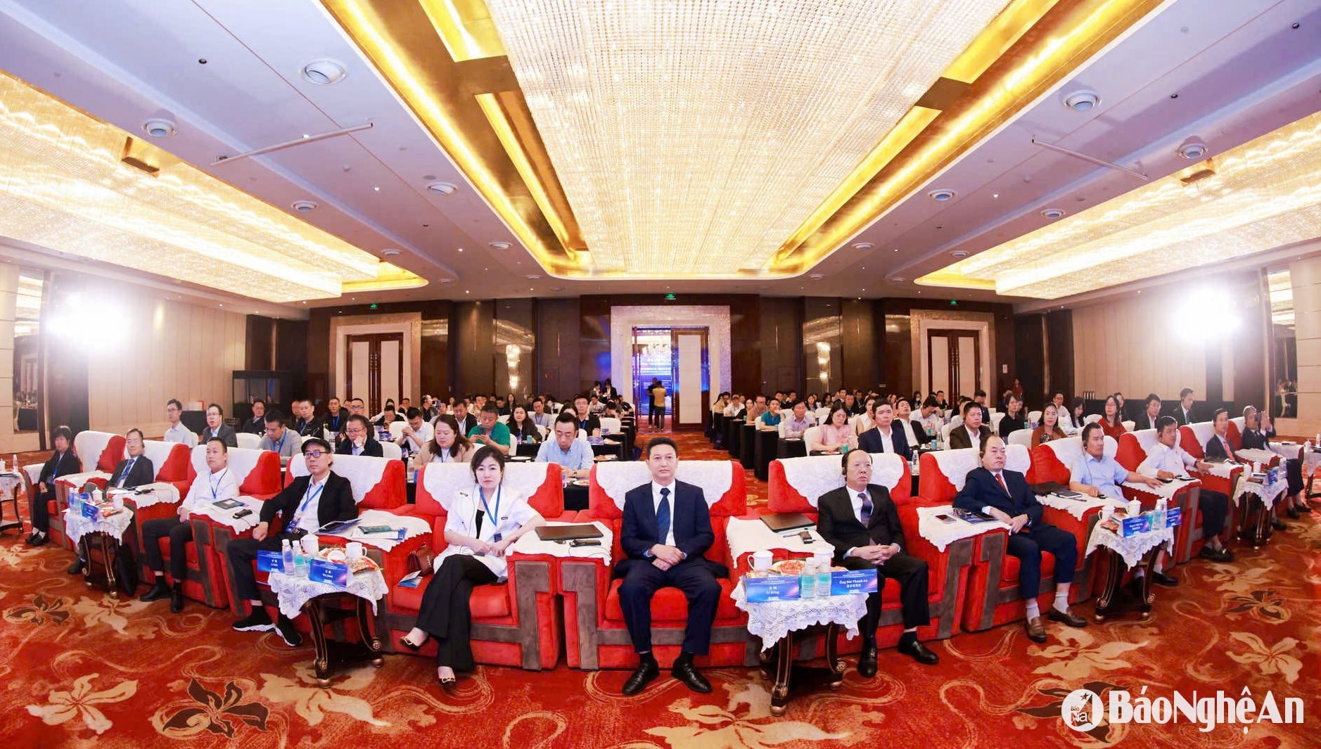 Toàn cảnh Hội nghị thương mại quốc tế tỉnh Giang Tô, Trung Quốc và tỉnh Nghệ An, Việt Nam năm 2025