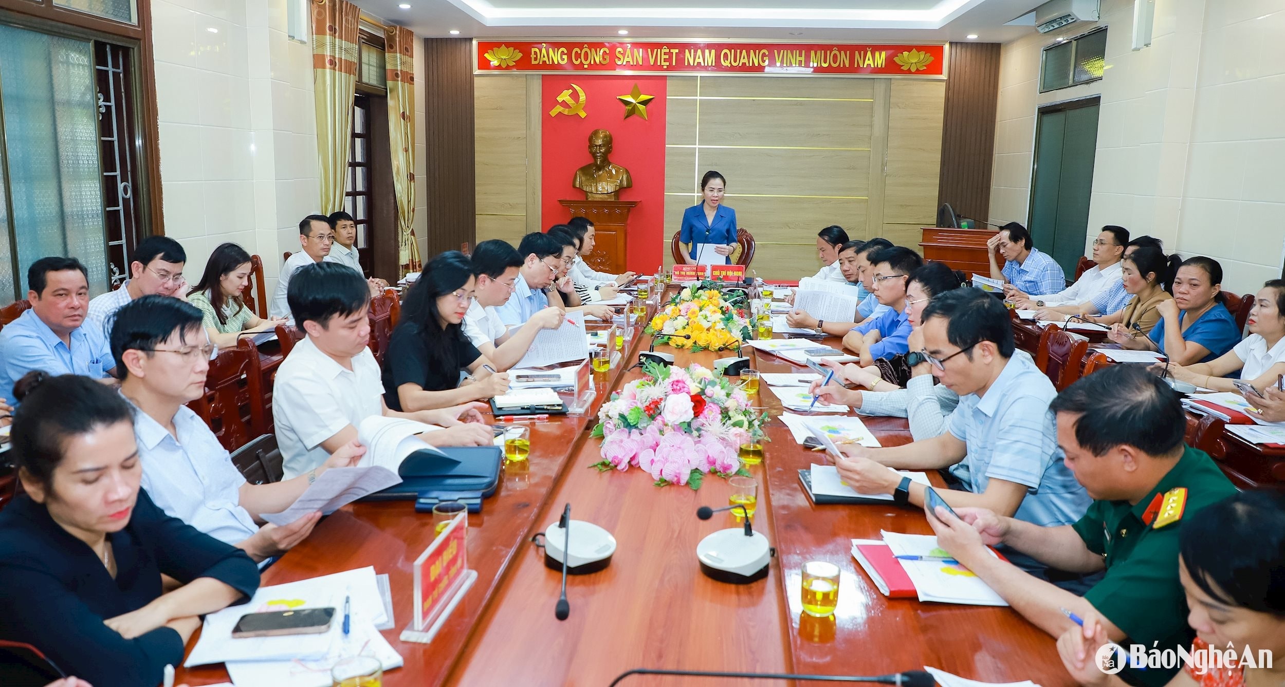 Phó Bí thư Tỉnh ủy Nghệ An Võ Thị Minh Sinh làm việc với huyện Nghi Lộc về sắp xếp đơn vị hành chính cấp xã