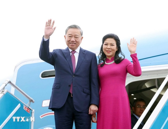 Tổng Bí thư Tô Lâm và Phu nhân. (Ảnh: Thống Nhất/TTXVN) ttxvn-tong-bi-thu-va-phu-nhan.jpg