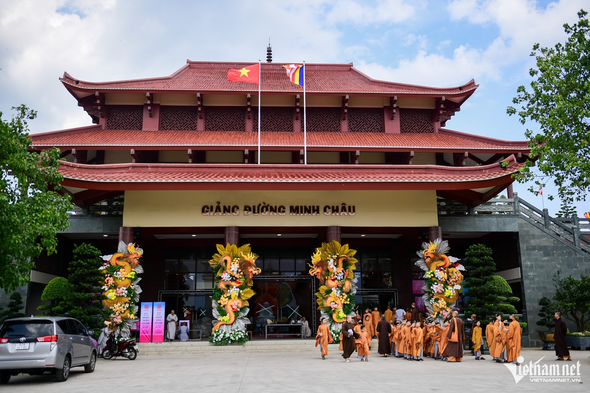W-Vesak nguyễn huế 30.jpg
