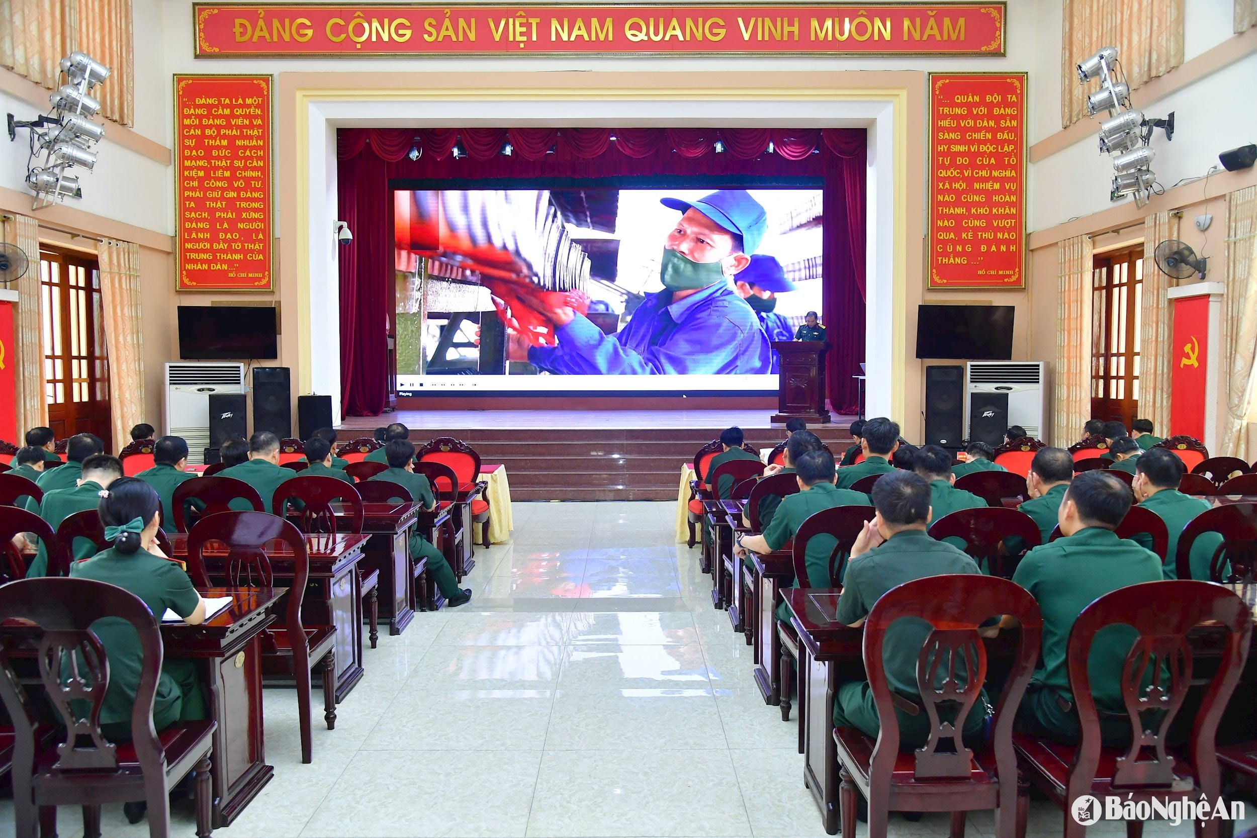 anh 3