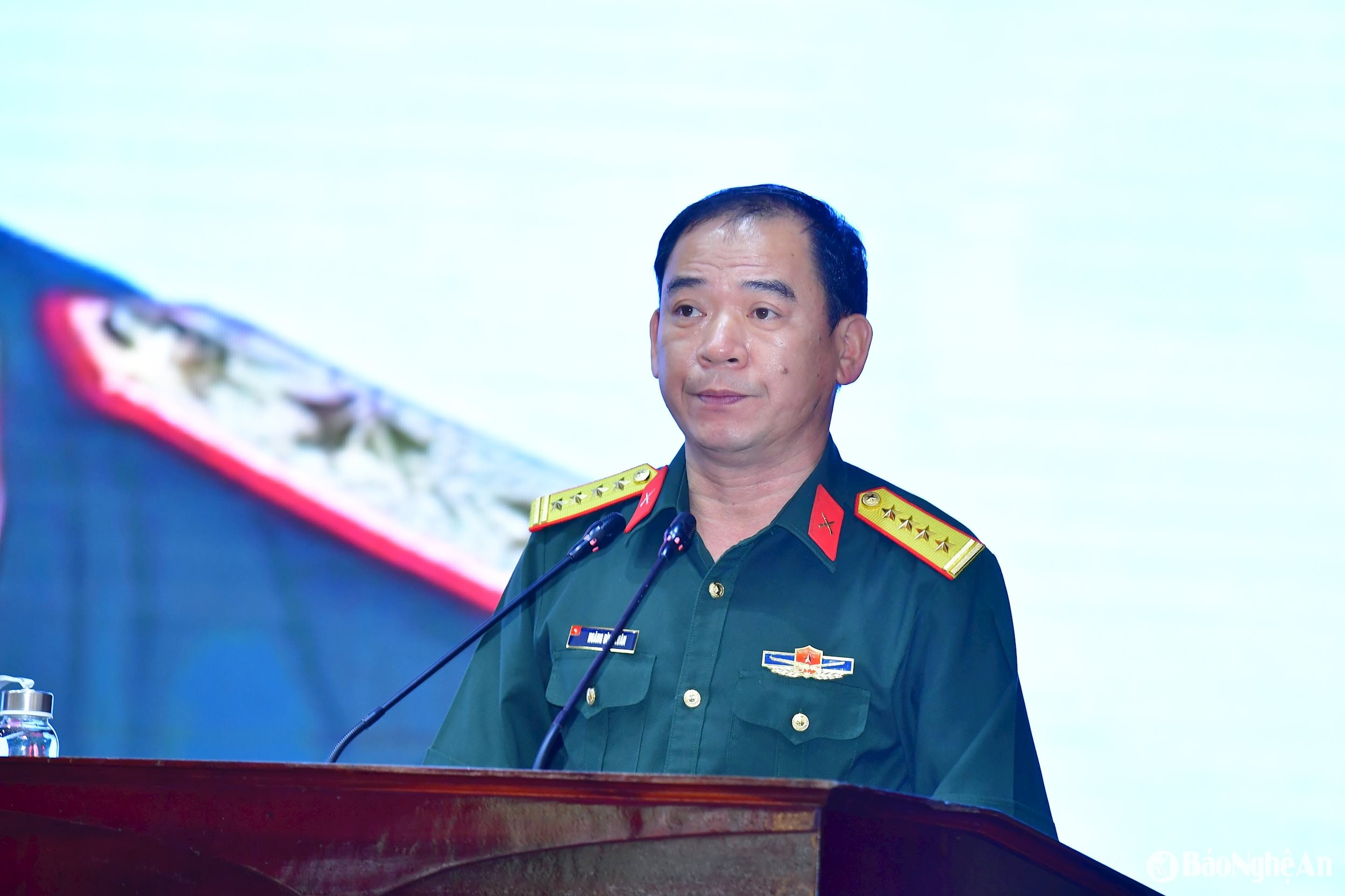 anh 4