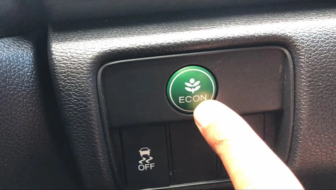 Sử dụng chế độ ECO thế nào cho phù hợp khi lái ô tô đường dài?- Ảnh 1. Sử dụng chế độ ECO thế nào cho phù hợp khi lái ô tô đường dài?- Ảnh 1.