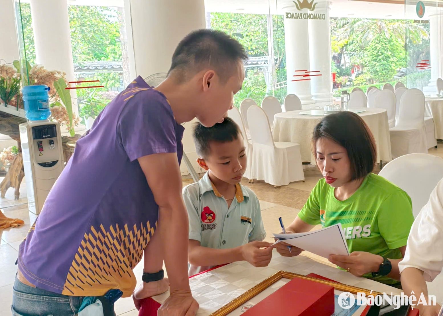 hành trình theo chân Bác ảnh Diệp Thanh