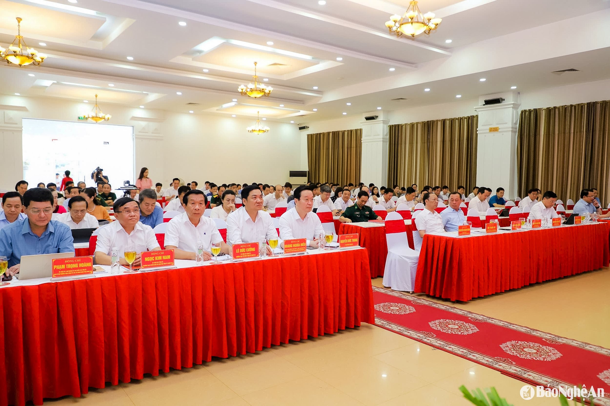 bna_110c6adf4959fb07a248.jpg
