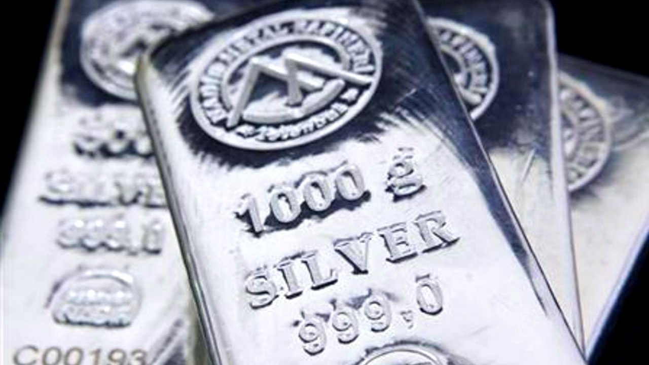 Giá bạc hôm nay 8/5/2025 : Giá bạc tăng nhẹ