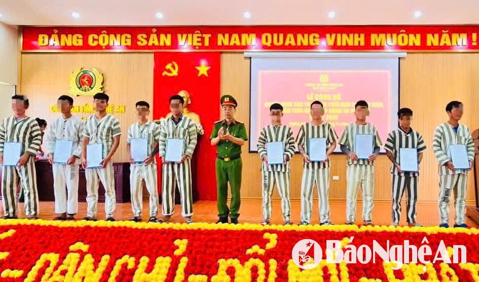 2.ảnh pv