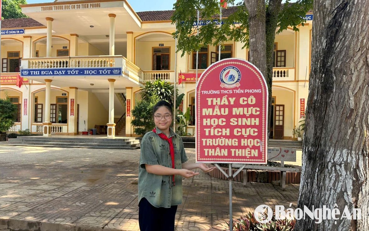 Nguyễn Thị Trâm Anh là học sinh Trường THCS Tiền Phong - Quế Phong. Ảnh - NTCC