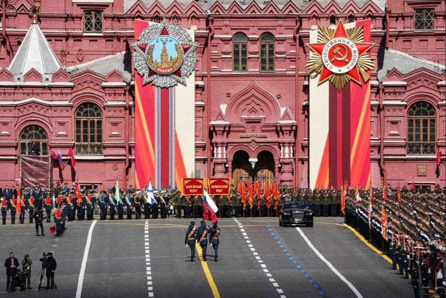 quảng trường đỏ duyệt binh