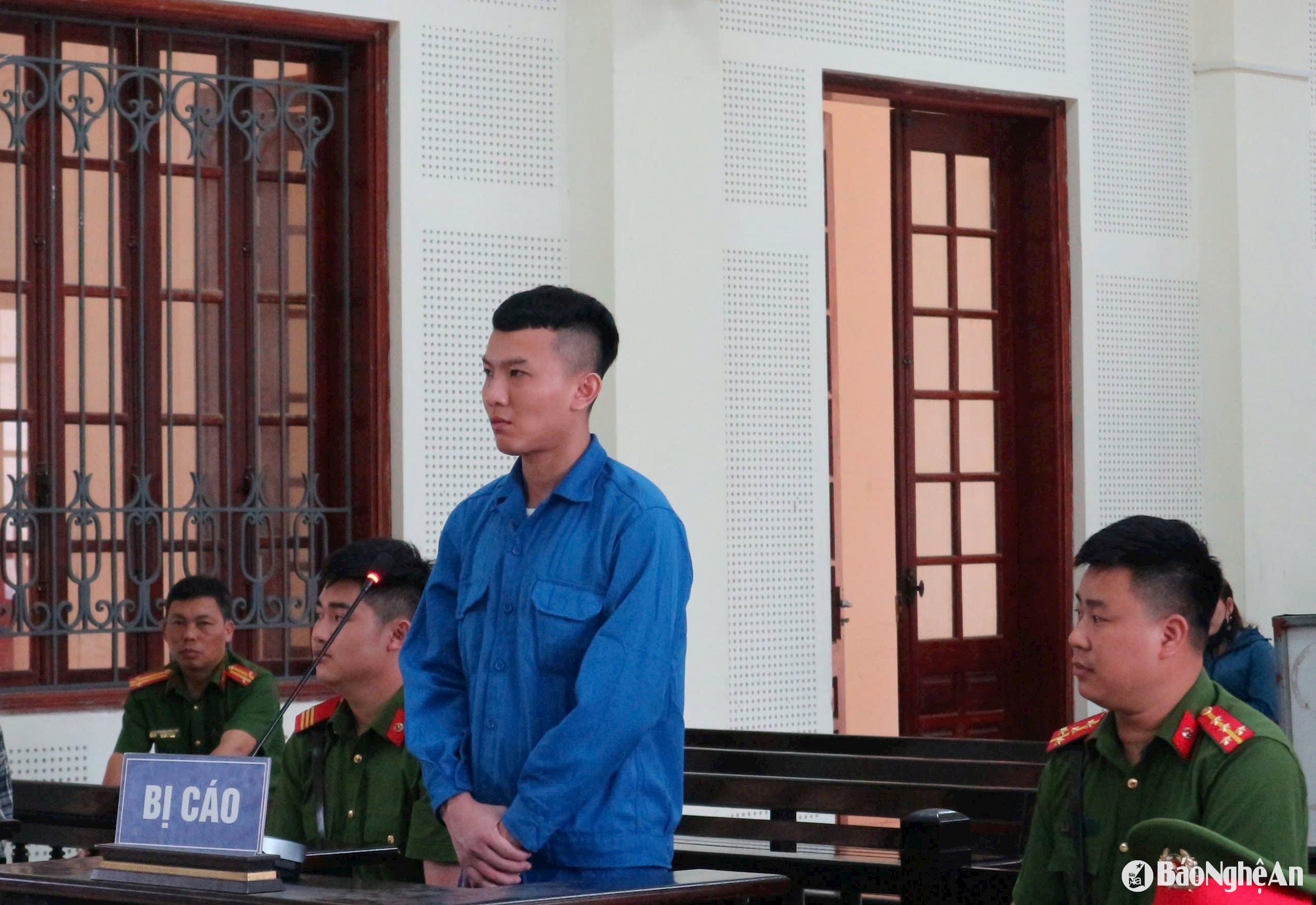 1.ảnh pv