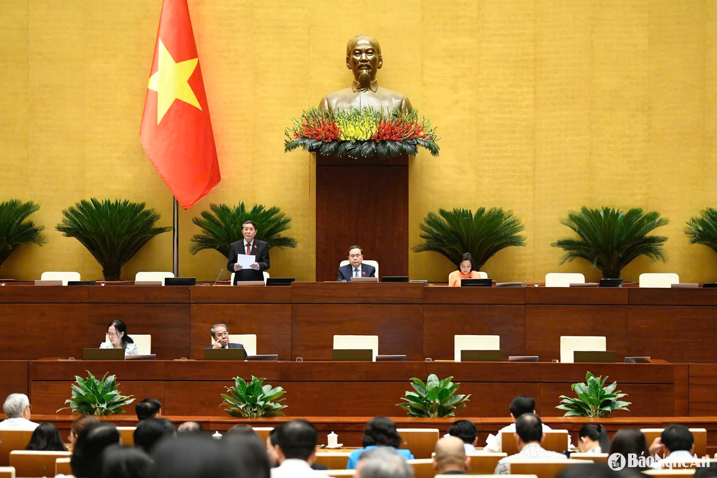 Quoc-hoi 2