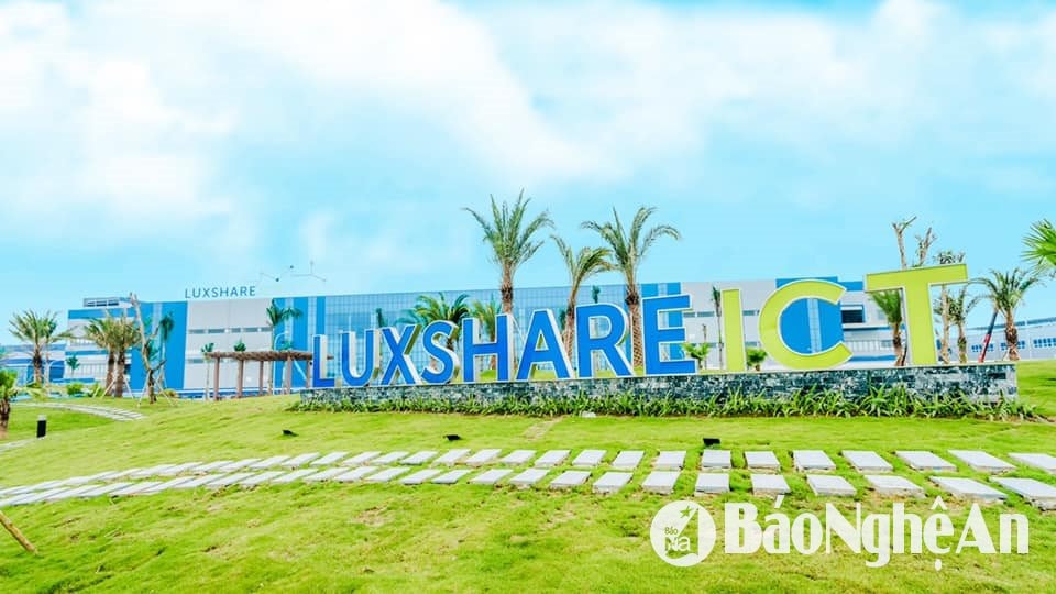 khuôn viên công ty Luxshare - ICT