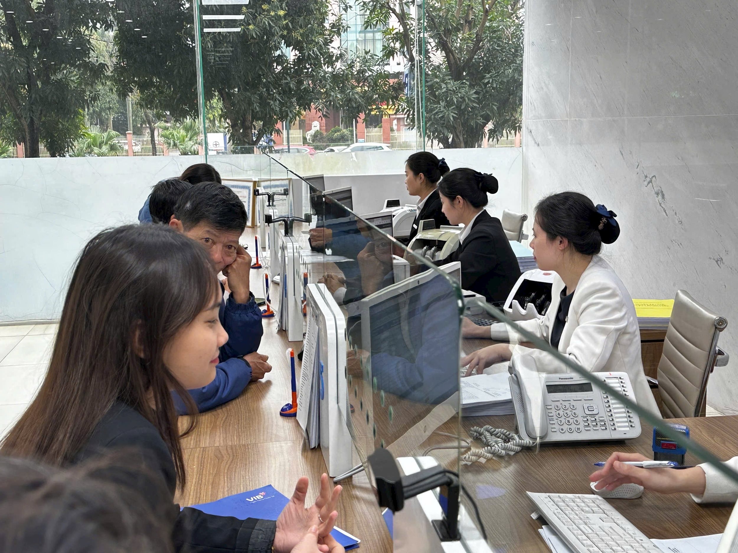 Từ ngày 1/7/2025, tạm dừng giao dịch với doanh nghiệp chưa xác thực sinh trắc học