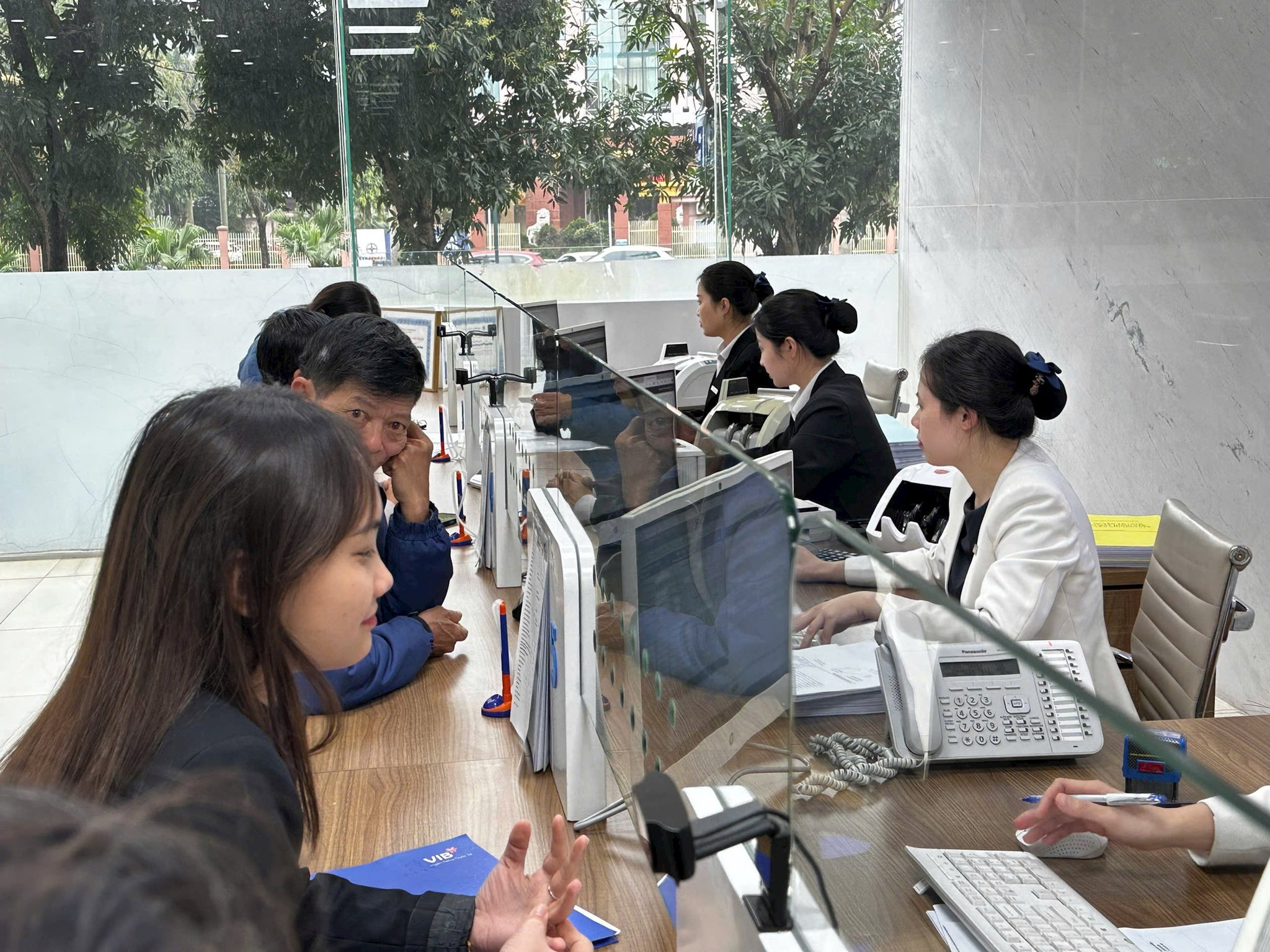 Từ ngày 1/7/2025, tạm dừng giao dịch với doanh nghiệp chưa xác thực sinh trắc học