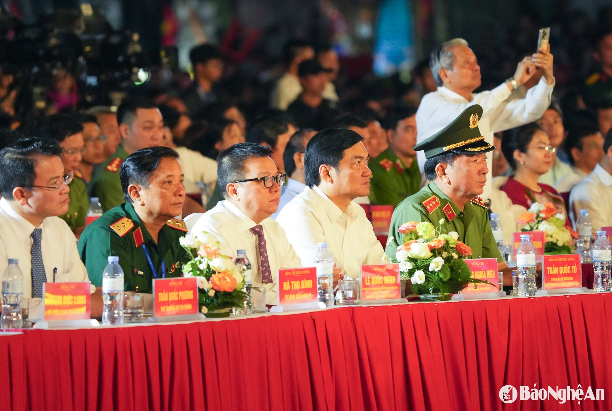 Tổng Bí thư LV với Nghệ An-92