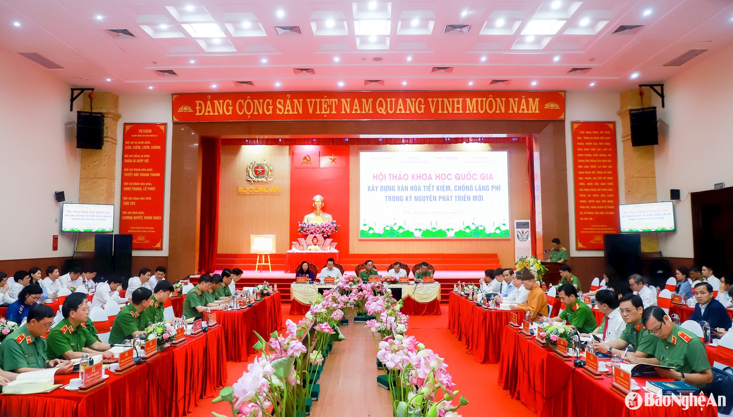 Quang cảnh Hội thảo Khoa học quốc gia “Xây dựng văn hóa tiết kiệm, chống lãng phí trong kỷ nguyên phát triển mới”. Ảnh: Thành Duy