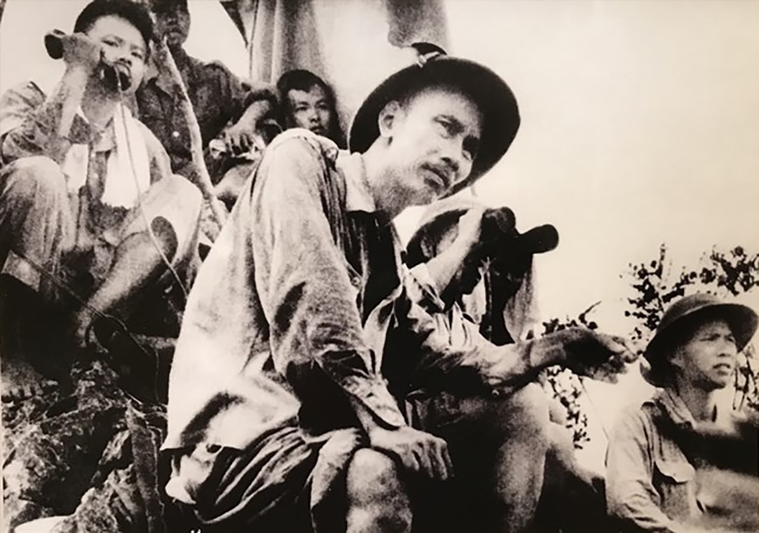 Bác Hồ ở mặt trận Đông Khê (1950) của Vũ Năng An