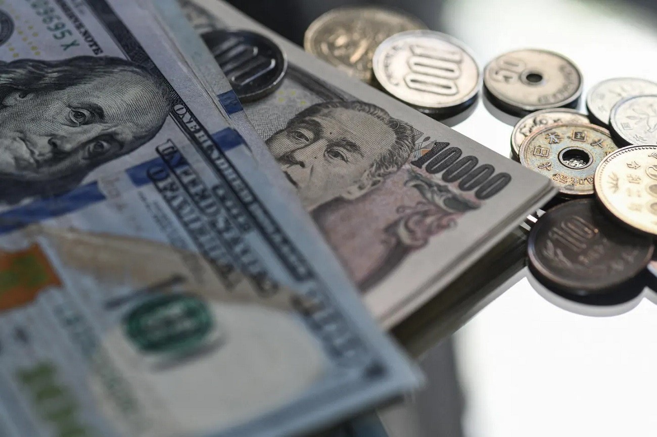 Tỷ giá Yên Nhật hôm nay 31/3: Vẫn chịu áp lực từ USD