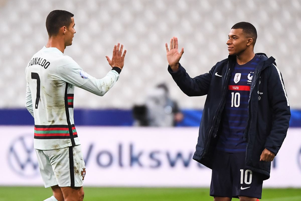 ronaldo-mbappe-juventus.jpg