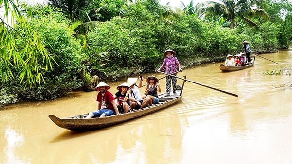 ទស្សនាកោះ Vinh Long ដ៏ល្បីល្បាញ