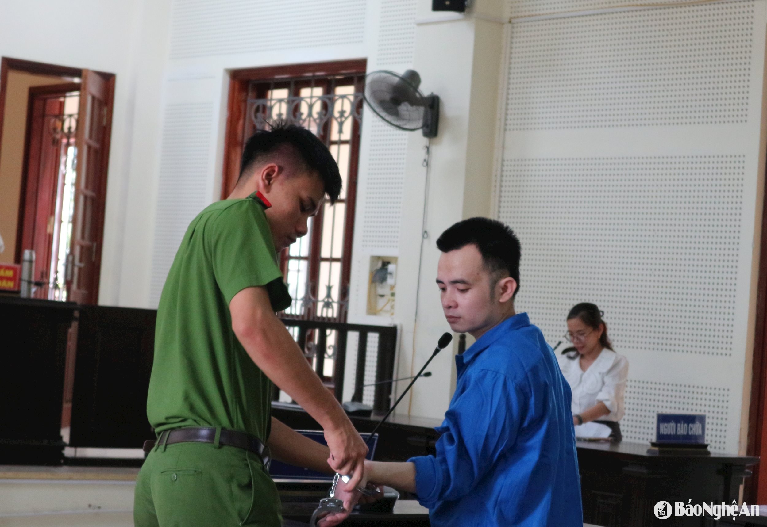 2.ảnh pv
