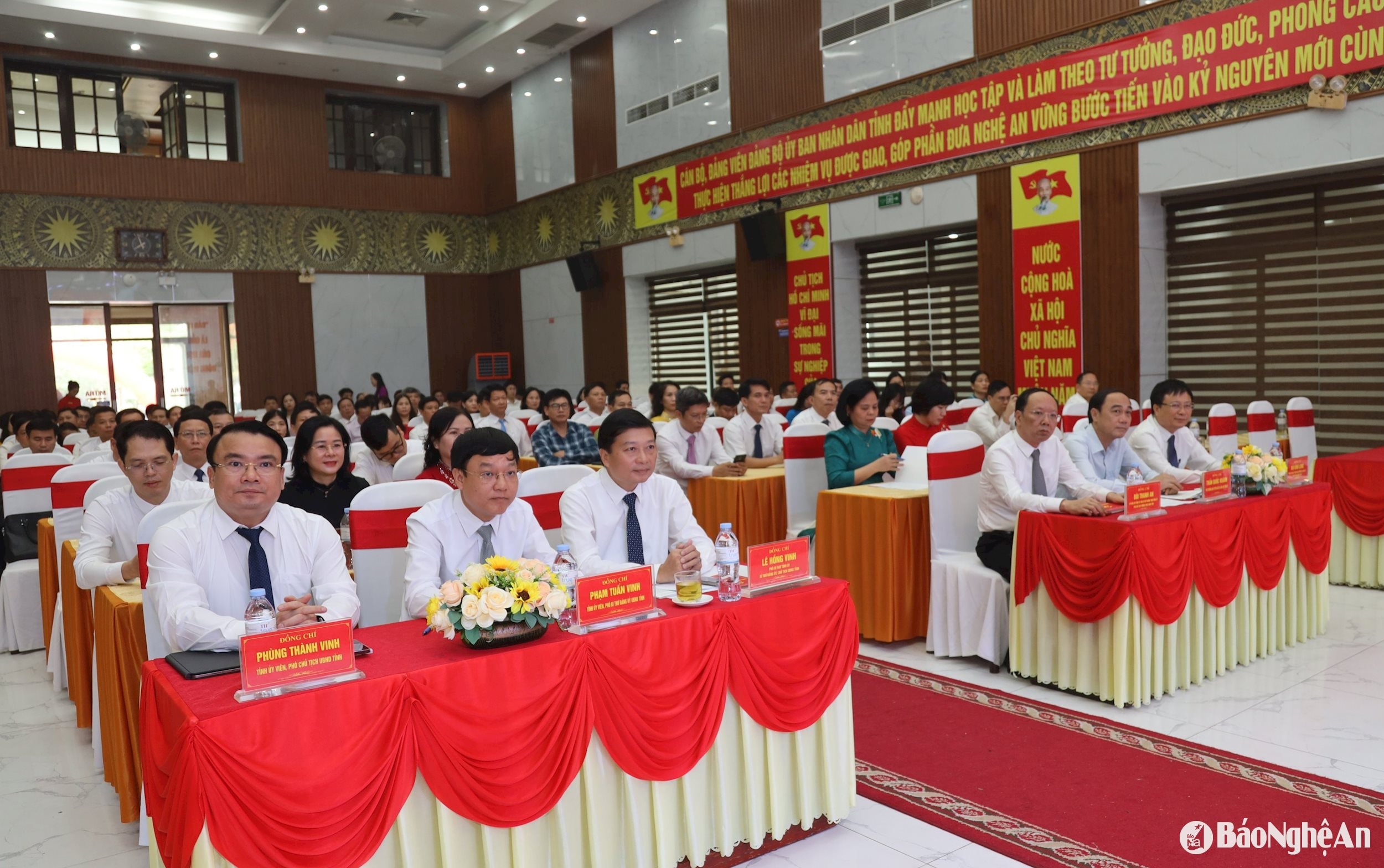 Các đại biểu tham dự 1 Ảnh Thanh Lê