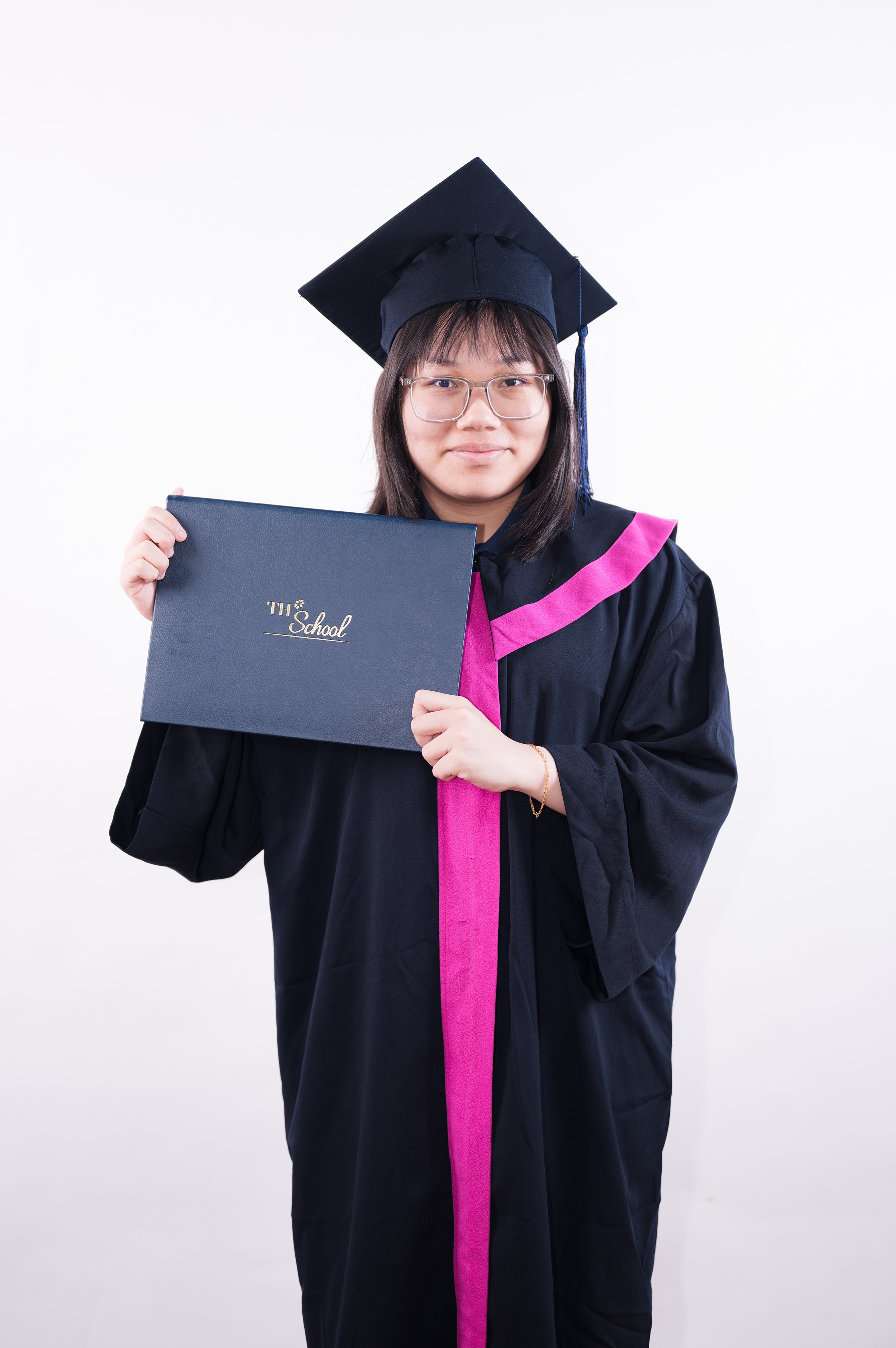 Nguyễn Bùi Tố uyên
