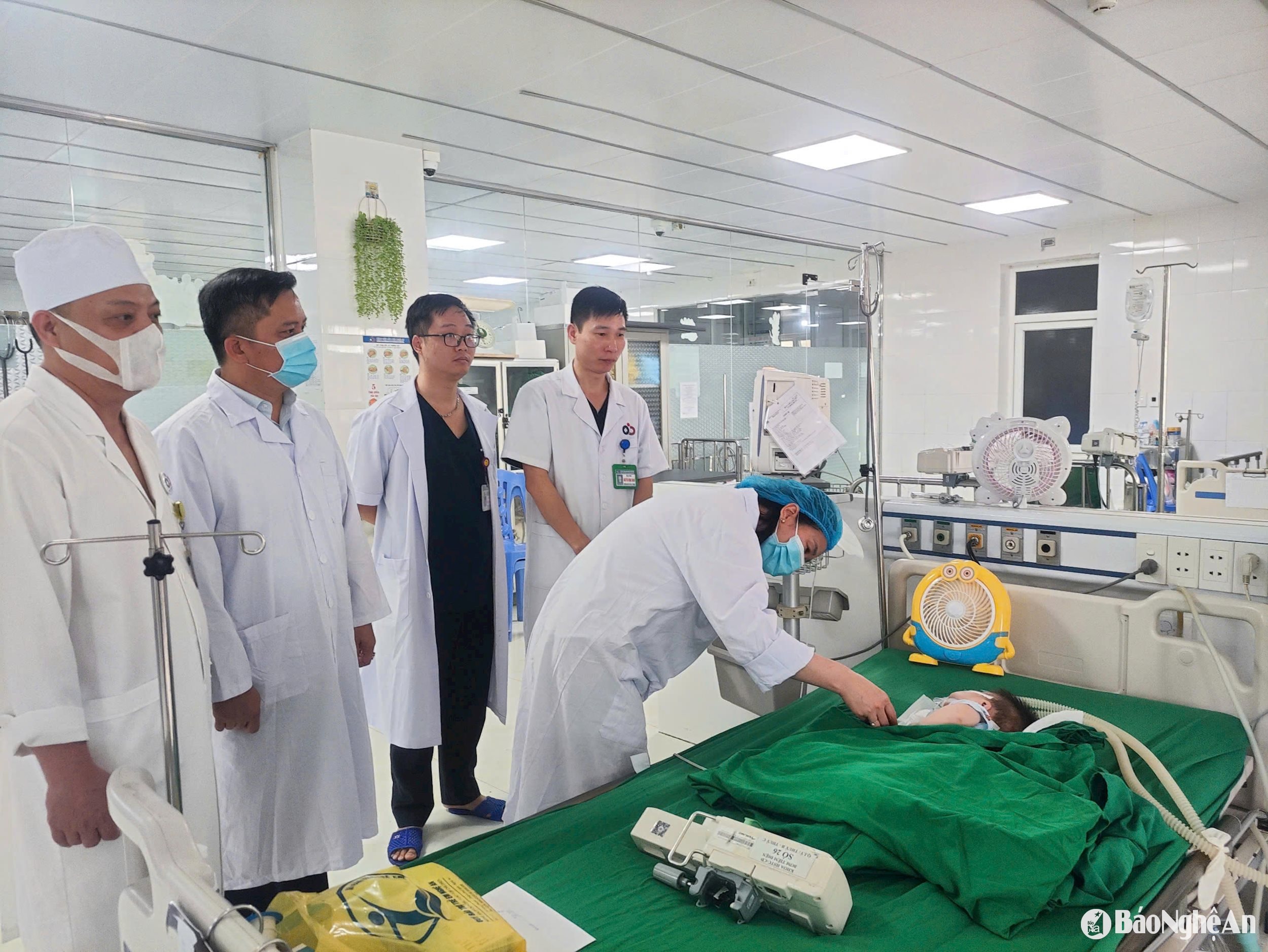 ឧបករណ៍សង្គ្រោះបឋម ២