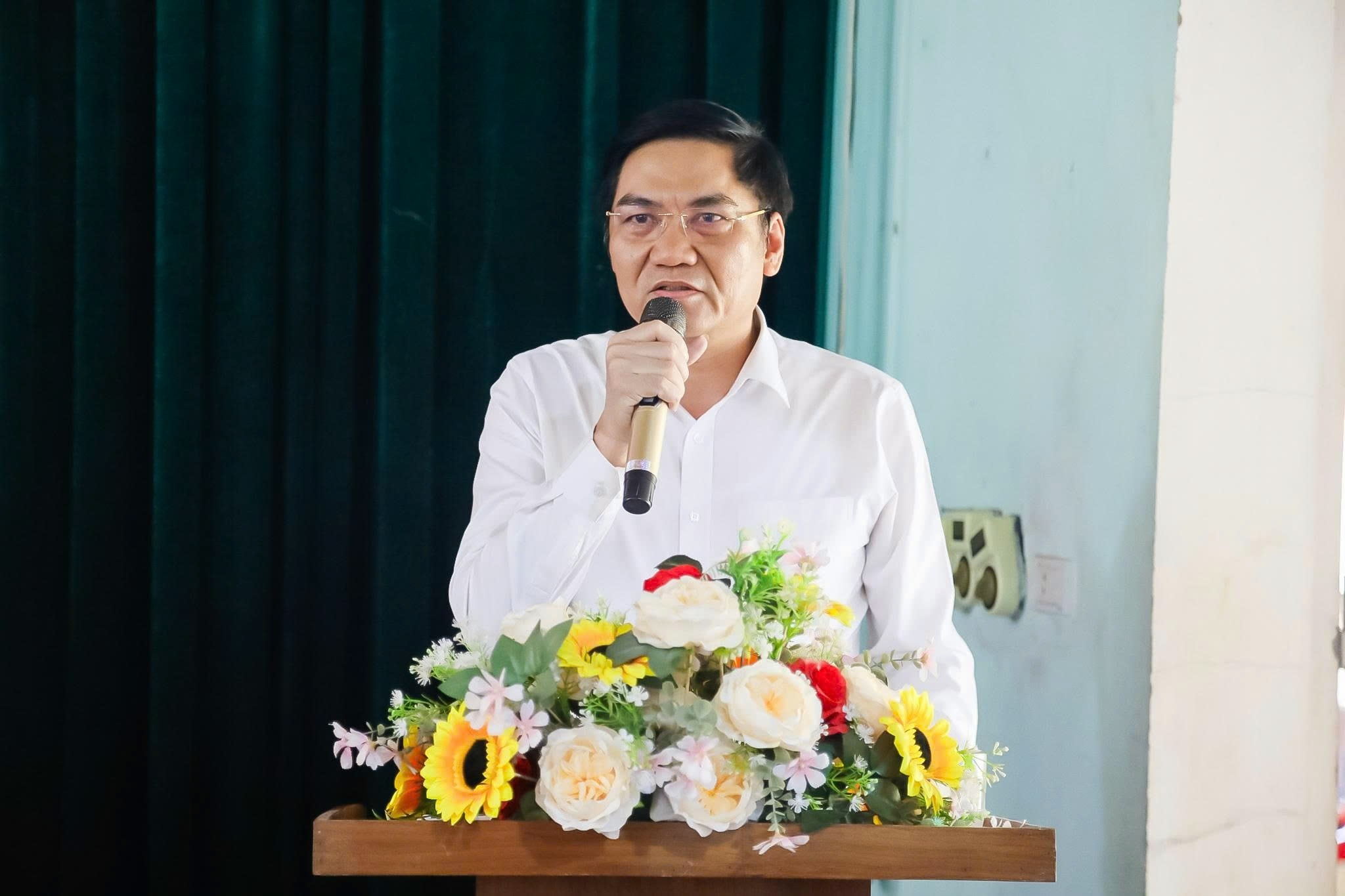  anh hiếu
