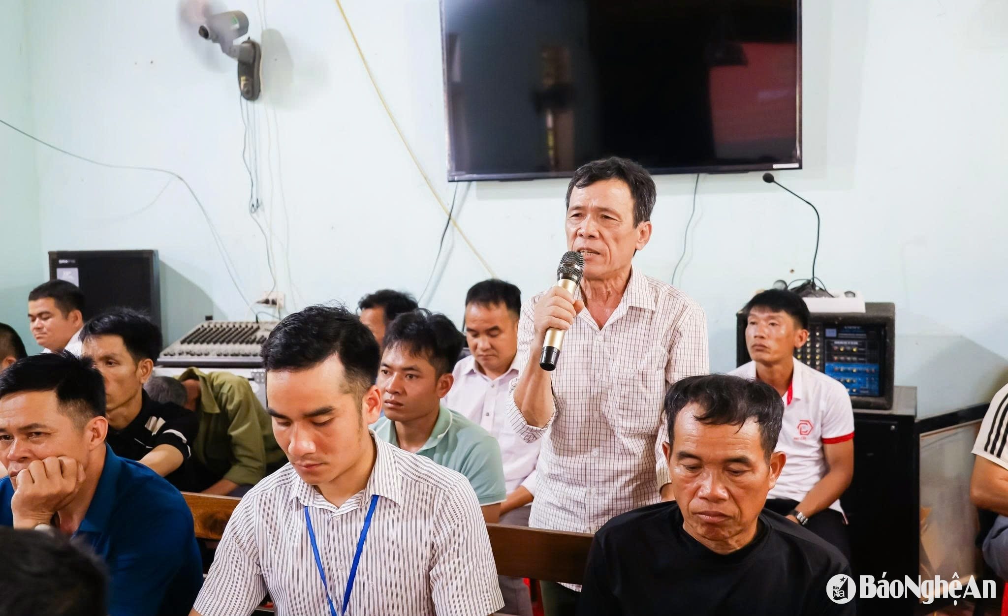 cử tri bản