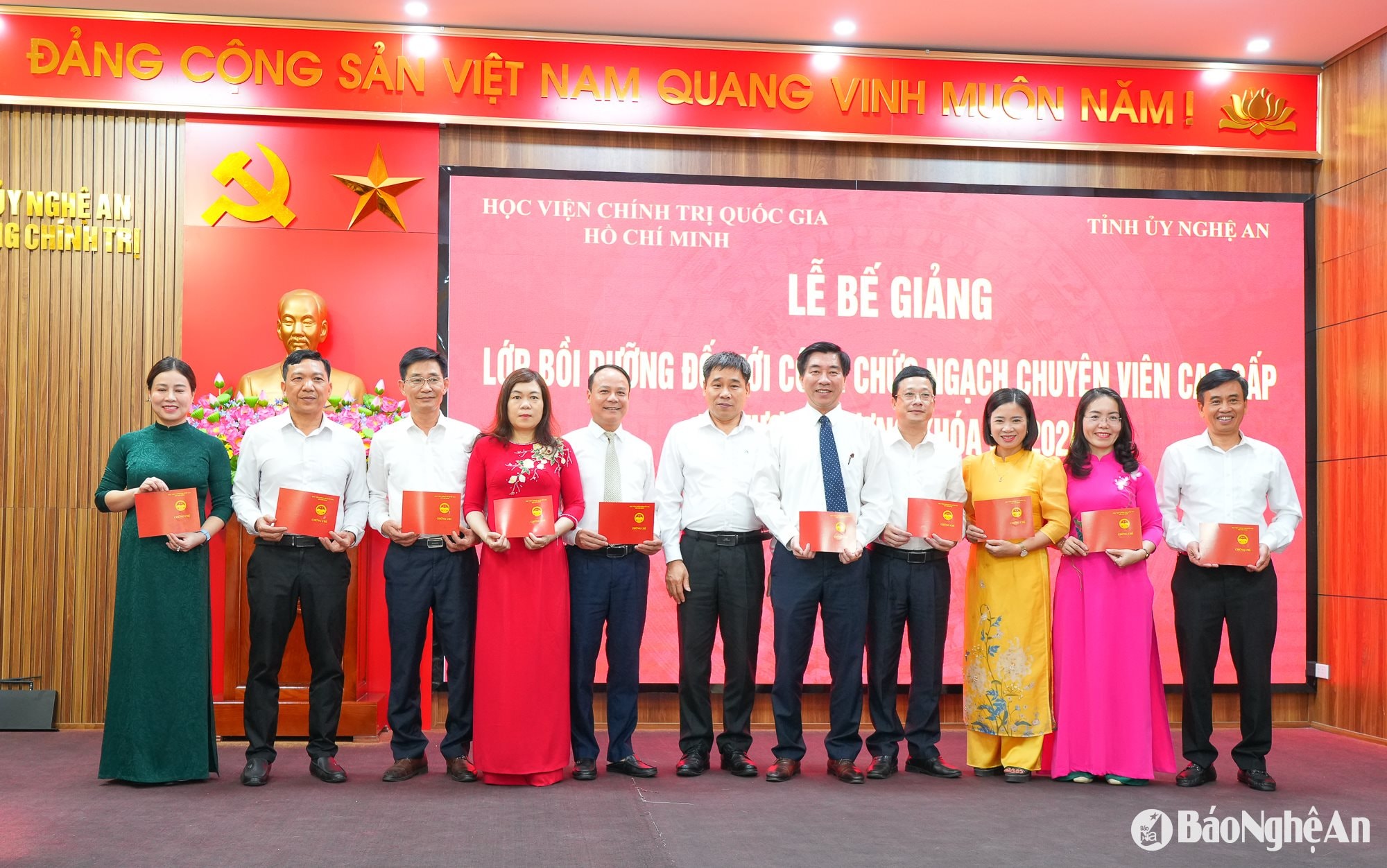 Trường chính trị-10