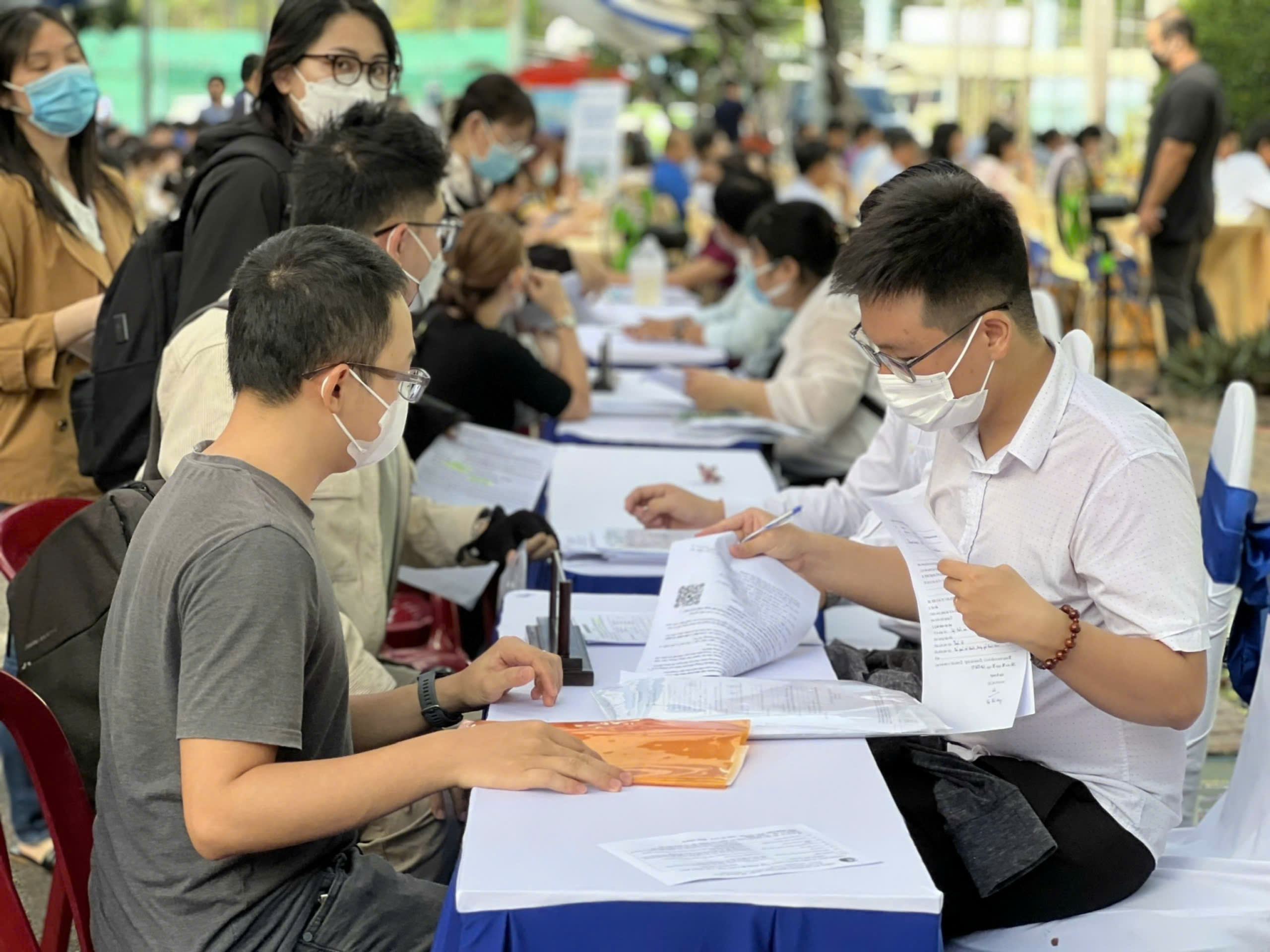 Tỷ lệ thất nghiệp ở lao động trẻ và trưởng thành có xu hướng tăng