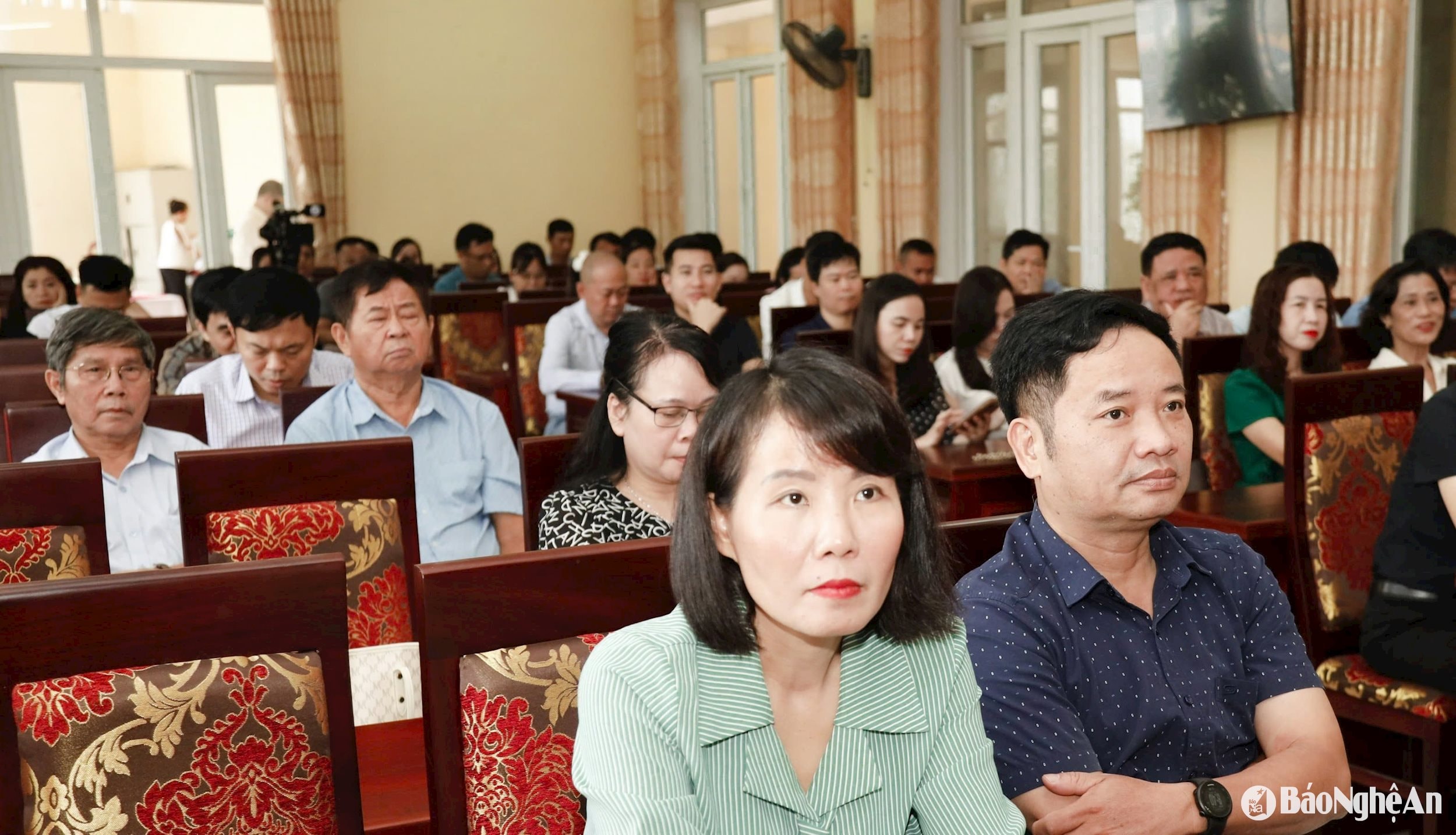 chị ngọc