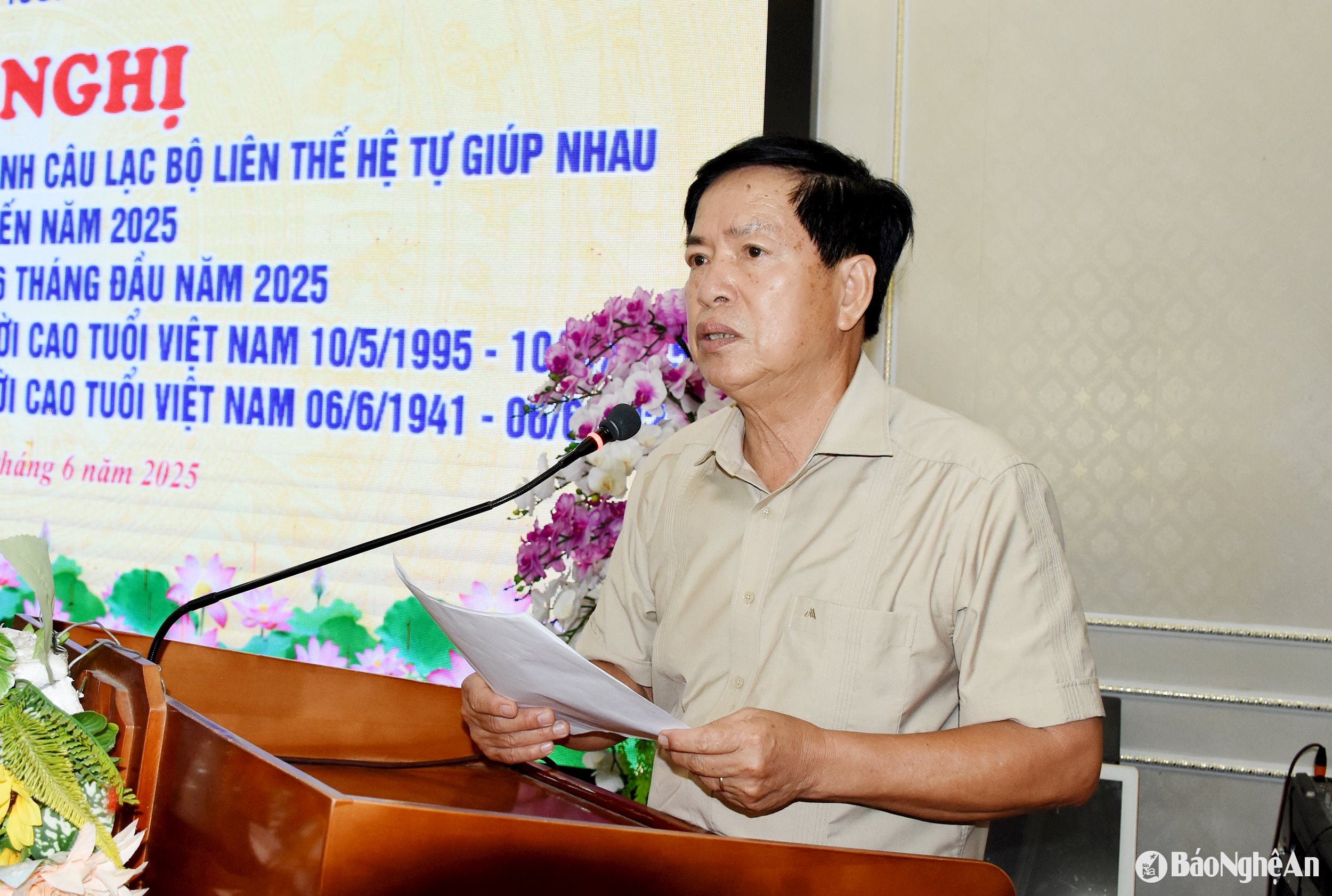 2 Hoi ngươi cao tuoi