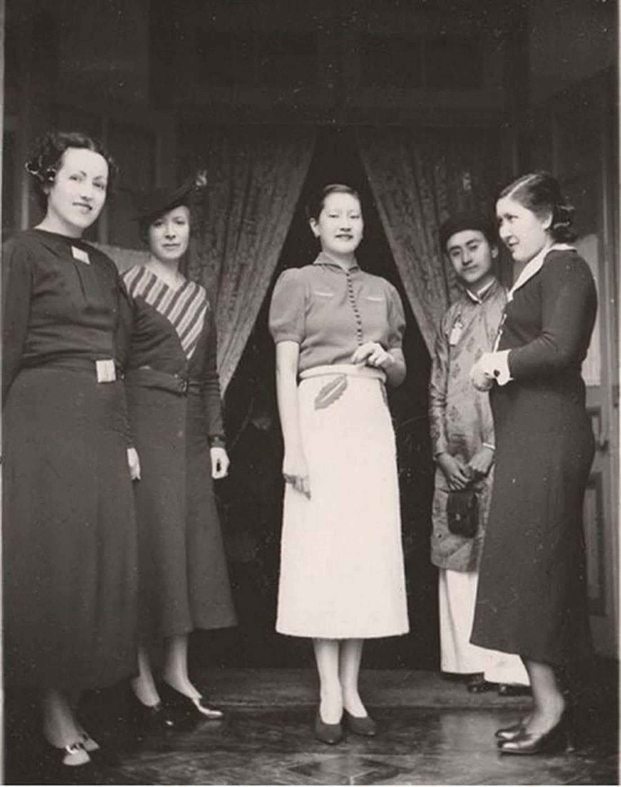 Dù thời gian trị vì trên cương vị Hoàng hậu chỉ hơn 10 năm (1934–1945), nhưng dấu ấn của Nam Phương hoàng hậu để lại mang tính biểu tượng.