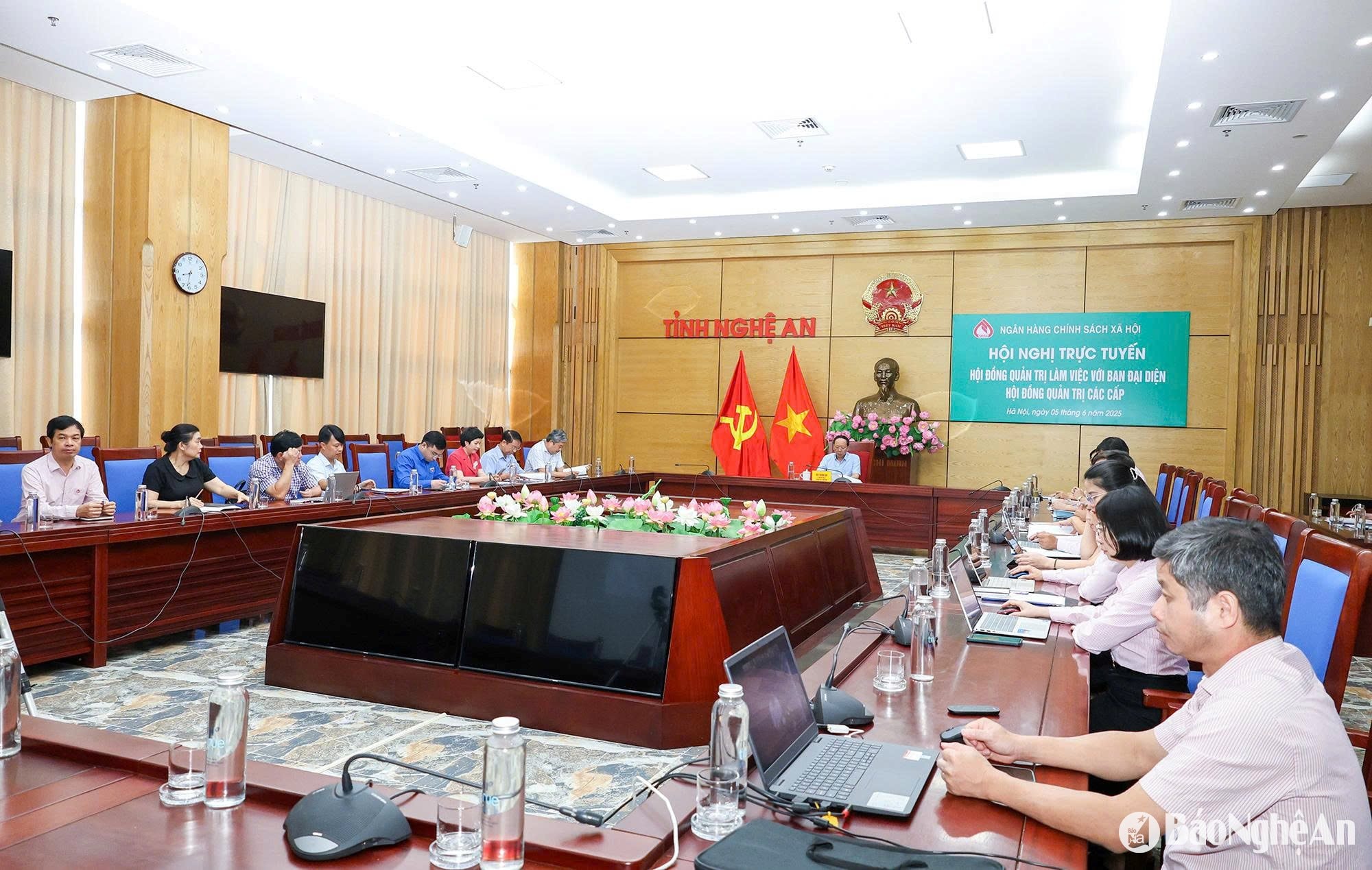 toàn cảnh tại điểm cầu Nghệ An