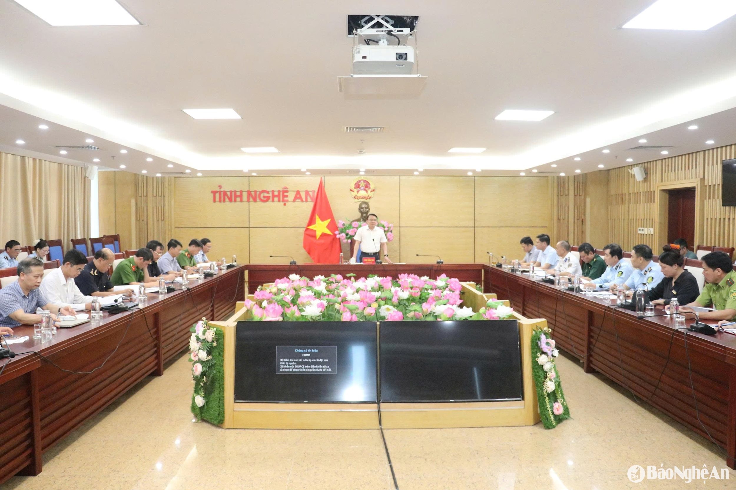 Toàn cảnh cuộc họp. Ảnh ĐC