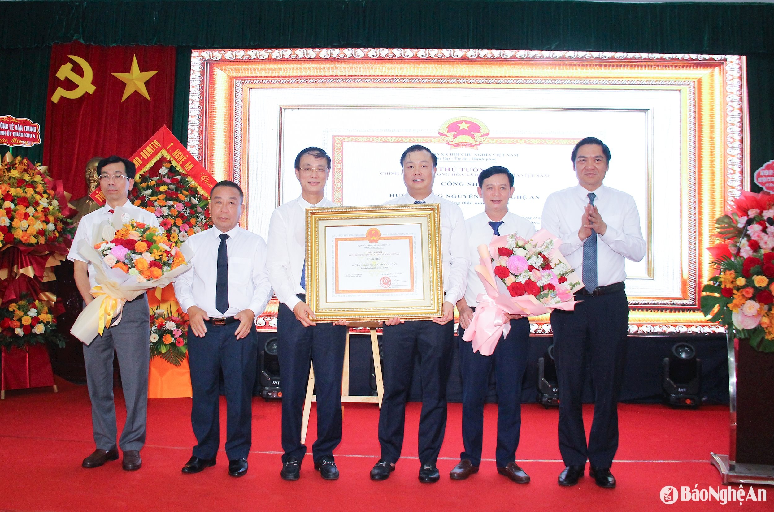 Hưng Nguyên tổ chức Lễ công bố Quyết định huyện đạt chuẩn nông thôn mới