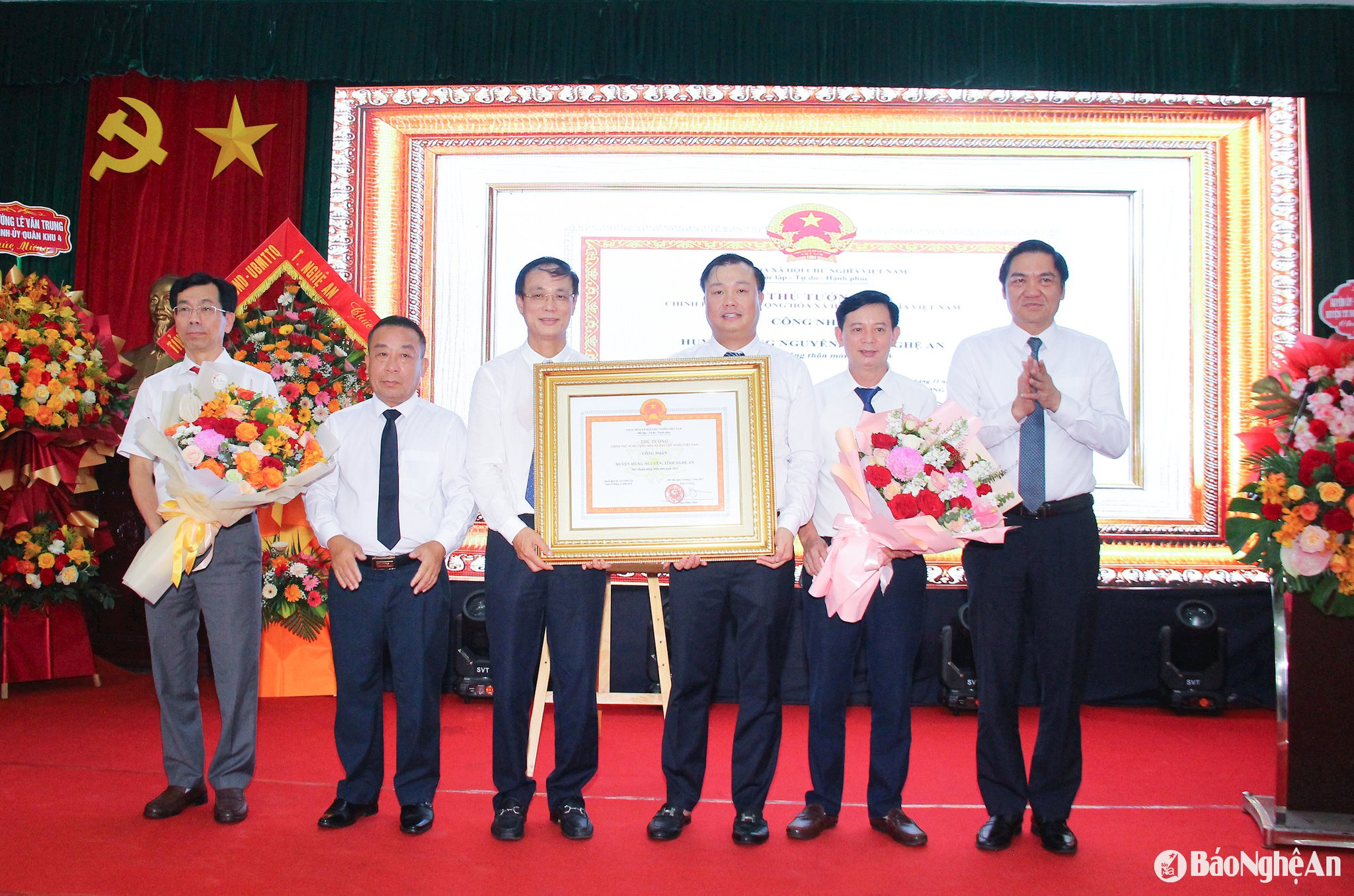 Hưng Nguyên tổ chức Lễ công bố Quyết định huyện đạt chuẩn nông thôn mới