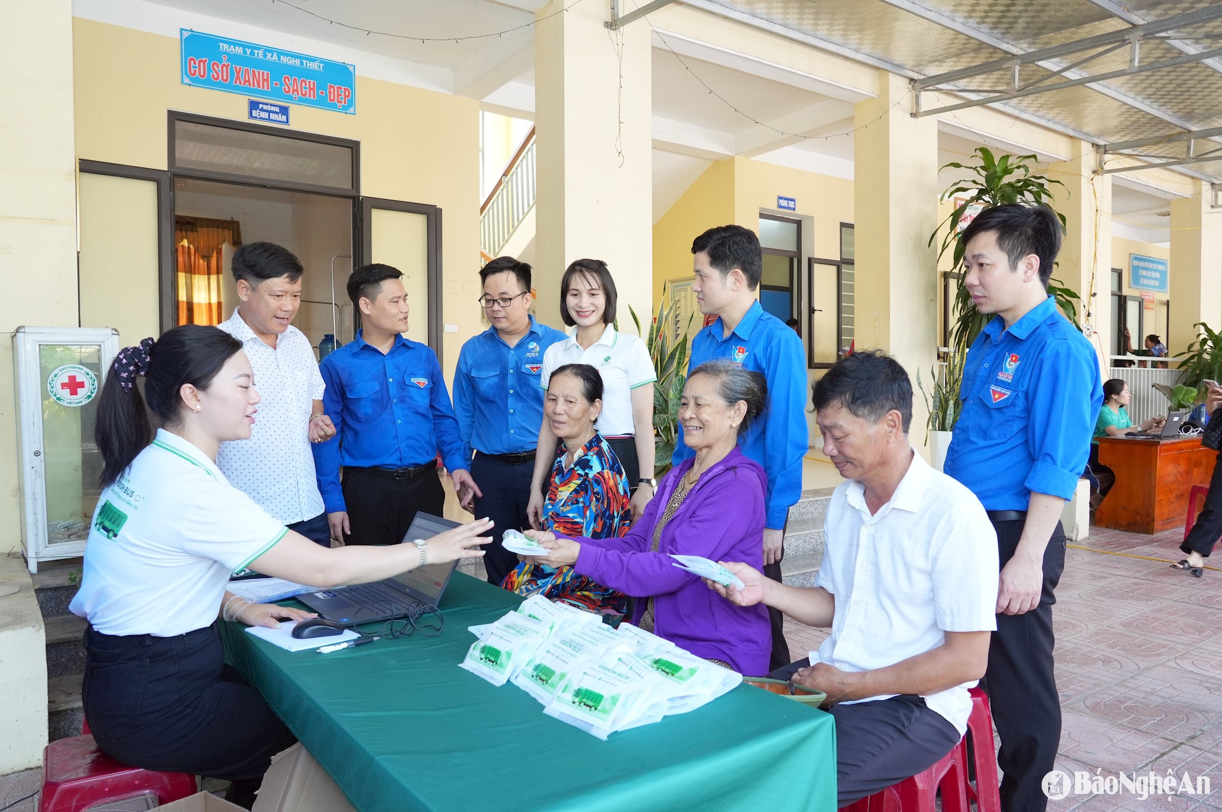 cơ quan đảng tỉnh 3
