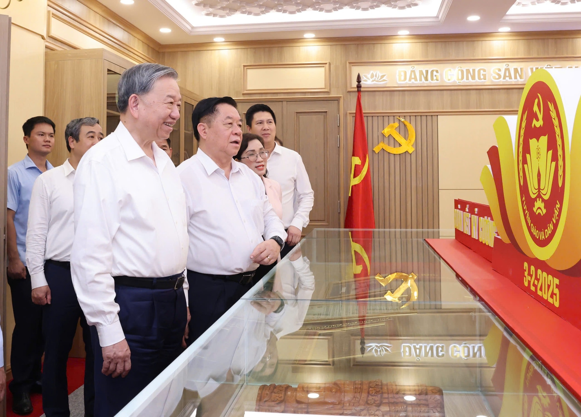Tổng Bí thư: Đổi mới công tác tuyên giáo, dân vận đáp ứng yêu cầu trong tình hình mới- Ảnh 3. Tổng Bí thư: Đổi mới công tác tuyên giáo, dân vận đáp ứng yêu cầu trong tình hình mới- Ảnh 3.