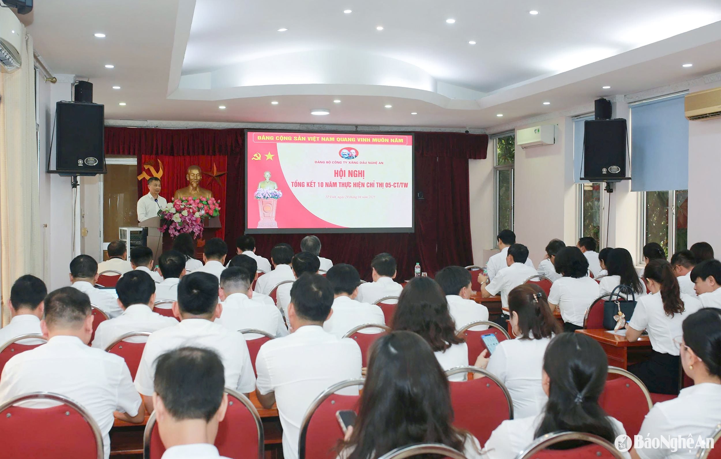 Hội Nghị tổng kết 10 năm thực hiện Chỉ thị số 05 của Bộ Chính trị về tiếp tục đẩy mạnh học tập và làm theo tư tưởng, đạo đức, phong cách Hồ Chí Minh
