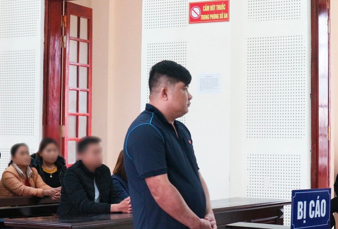Bùi Sỹ Công tại phiên toà sơ thẩm. Ảnh tư liệu
