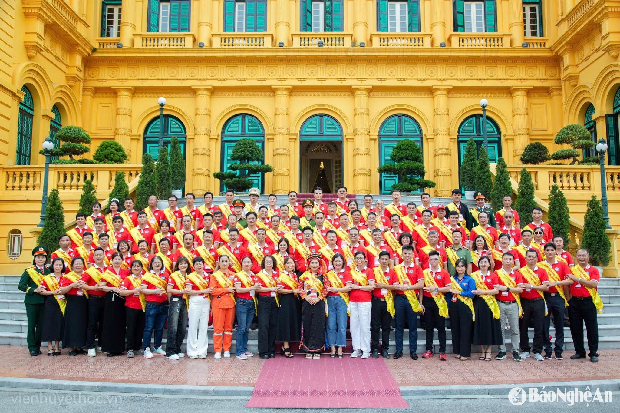 วันบริจาคโลหิต 16:4 505218672_9722763361168450_8969624454825300533_n