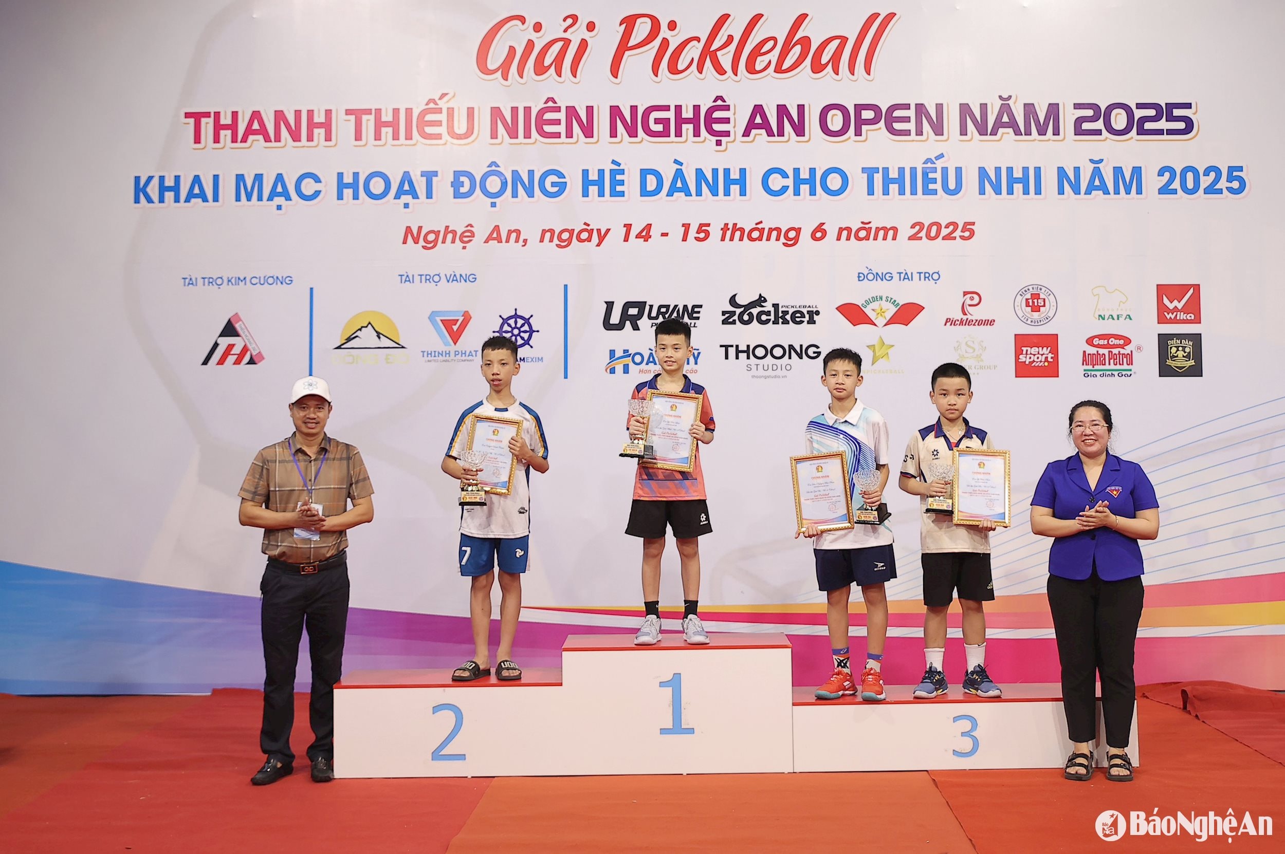 u12 đơn